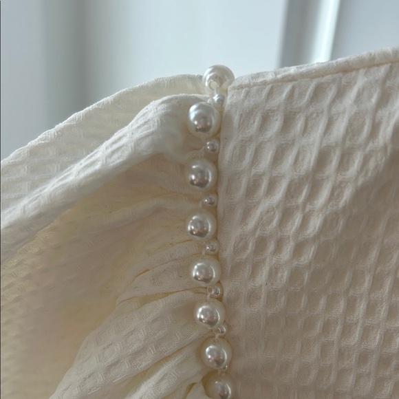 Entro V-Neck dress puffy ruffle pearl sleeves size L - Picture 4 of 7